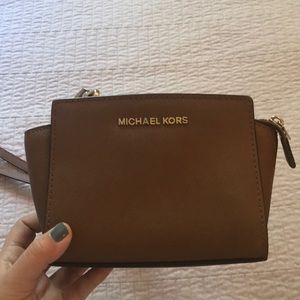 Michael Kors mini ‘Selma’ crossbody